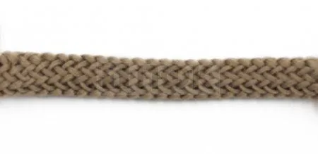 Шнур для одежды 3мм с/н (Арт.31) цв бежевый тем №32 (рул 200м/1000м) Шнур для одежды 3мм с/н (Арт.31) цв бежевый тем №32 (рул 200м/1000м)